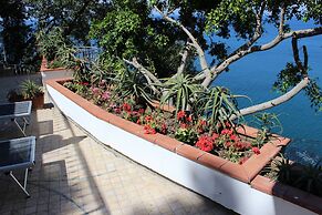 L'Incanto Suites Ischia