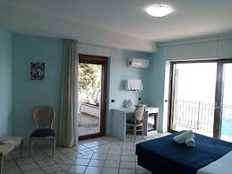 L'Incanto Suites Ischia