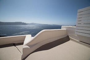 Spitia Santorini