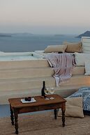 Spitia Santorini