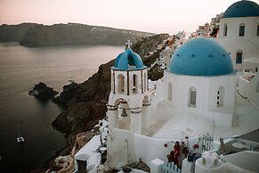 Spitia Santorini