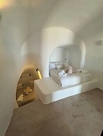 Spitia Santorini