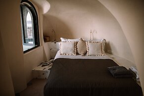 Spitia Santorini