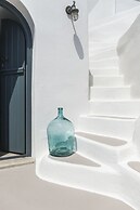 Spitia Santorini