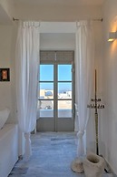 Spitia Santorini