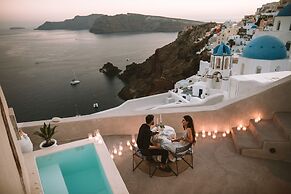 Spitia Santorini