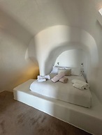 Spitia Santorini