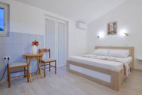 Apartments Cenic