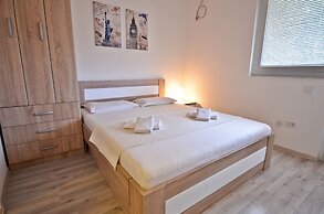 Apartments Cenic