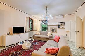 Villa Alberti 900m from Garda lake