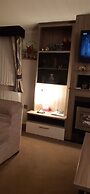 Luxury Caravan Only 10 Mins From the Beach