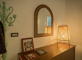 Picabon Quiet Apartment with AC & Balcony