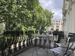 Hyde Park Studio