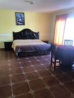 Hotel Ricardos