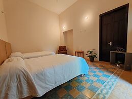 Hostal Hostalgia Casa Zul
