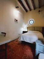 Hostal Hostalgia Casa Zul