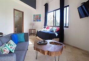Blue Jungle Lodge