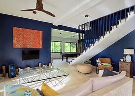 Blue Jungle Lodge