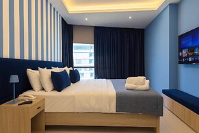 Shade Suites and Studios