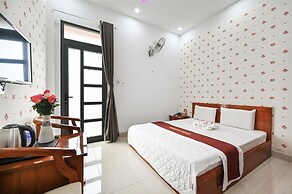 Paradise Hotel