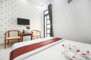 Paradise Hotel