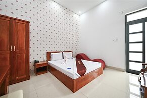 Paradise Hotel