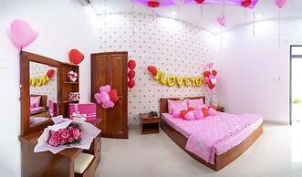 Paradise Hotel