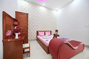 Paradise Hotel