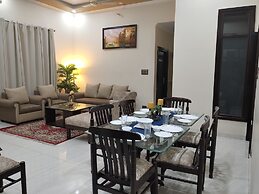 Touristen Holiday Home