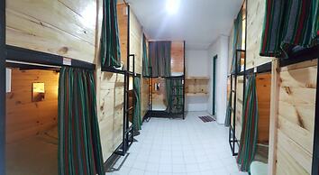 3BU Hostel Gov Pack Upper Session