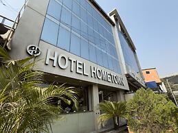 Hotel Hometown - Near BKC