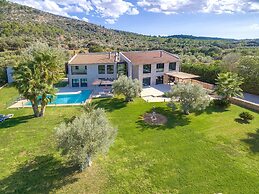 Villa Carlaixa