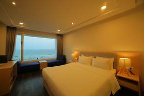 Bay View Hotel