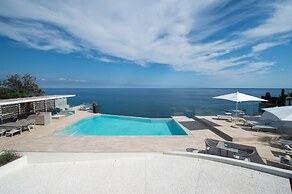 Capo Torre Resort