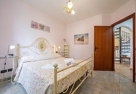 Villa Monte Enrico - With Pool