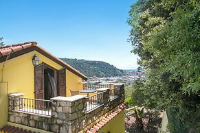 Villa Monte Enrico - With Pool