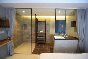 BK Hotel