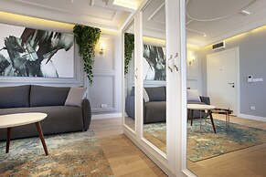 Dj City Vista Luxury Apartments