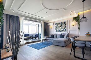Dj City Vista Luxury Apartments