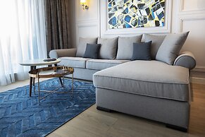 Dj City Vista Luxury Apartments