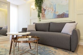 Dj City Vista Luxury Apartments