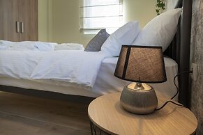 Dj City Vista Luxury Apartments
