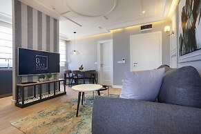 Dj City Vista Luxury Apartments