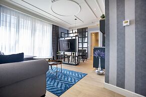 Dj City Vista Luxury Apartments