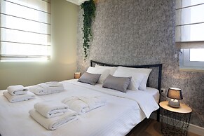Dj City Vista Luxury Apartments