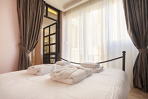 Dj City Vista Luxury Apartments