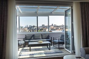 Dj City Vista Luxury Apartments