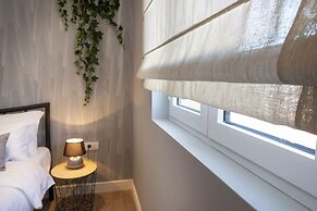 Dj City Vista Luxury Apartments