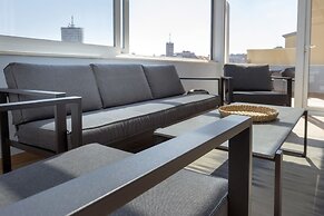 Dj City Vista Luxury Apartments