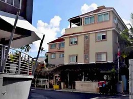 Aparta Hotel Las Rosa